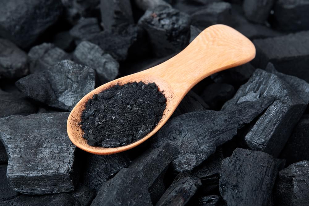 High Purity Activated Carbon Powder and Wood Charcoal Feedstock